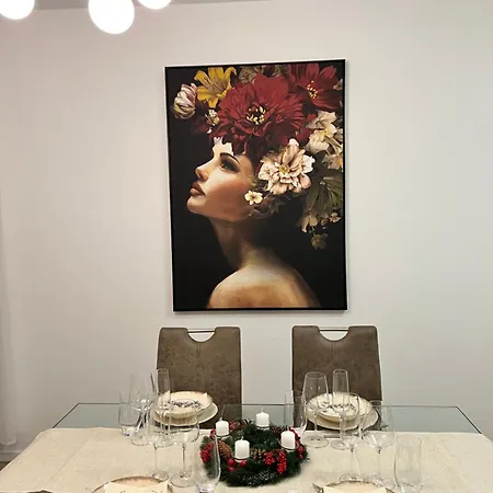 Family Apartment *